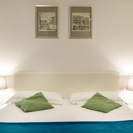 Aeterna Rooms Collection Guesthouse Roma Exterior foto