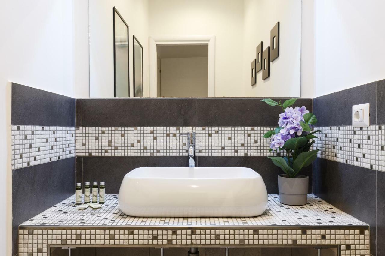 Aeterna Rooms Collection Guesthouse Roma Exterior foto